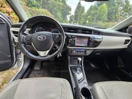 TOYOTA - COROLLA - 2016/2017 - Prata - R$ 92.000,00