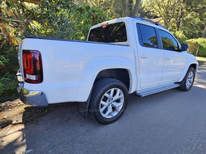 VOLKSWAGEN - AMAROK - 2018/2019 - Branca - R$ 146.000,00
