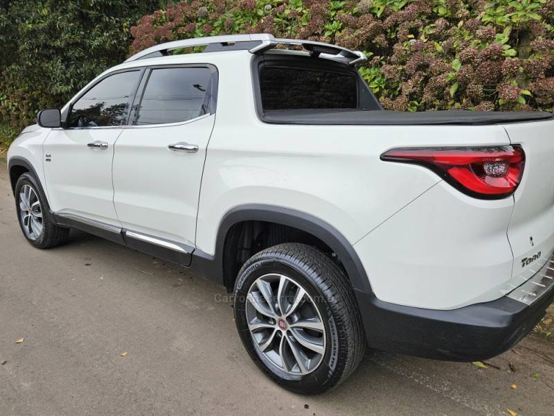 FIAT - TORO - 2019/2019 - Branca - R$ 105.000,00