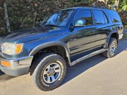 TOYOTA - HILUX SW4 - 1998/1998 - Verde - R$ 60.000,00