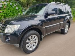 MITSUBISHI - PAJERO FULL - 2010/2011 - Preta - R$ 117.000,00