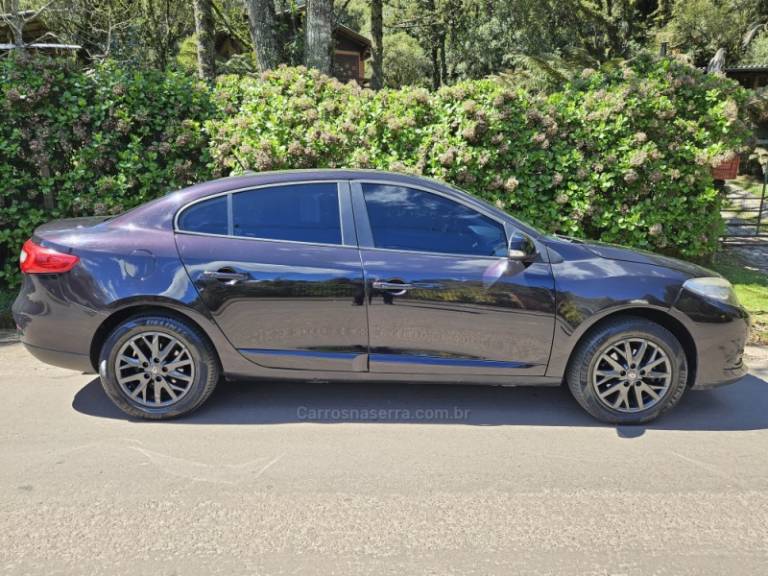 RENAULT - FLUENCE - 2017/2017 - Preta - R$ 56.000,00