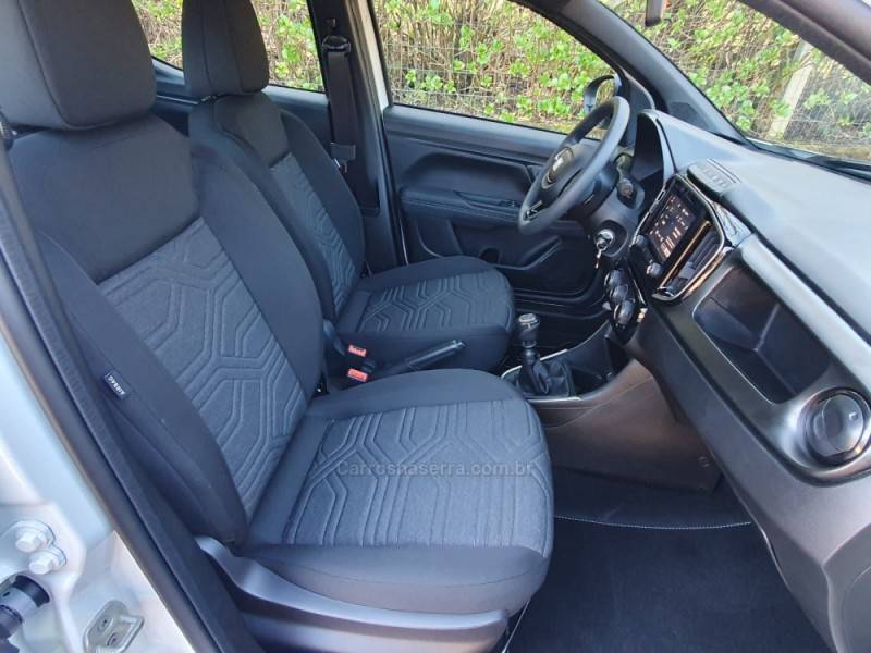 FIAT - STRADA - 2024/2025 - Várias - R$ 127.490,00