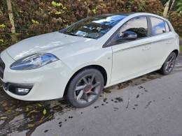 FIAT - BRAVO - 2015/2016 - Branca - R$ 54.800,00