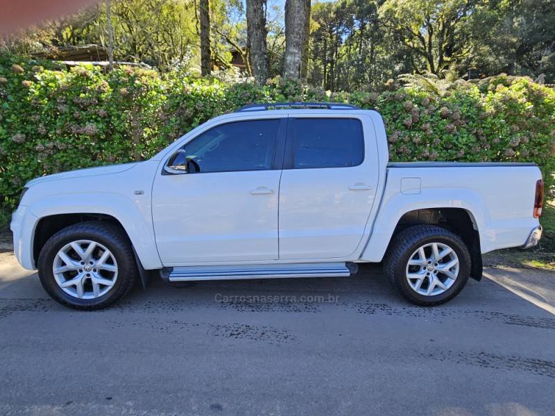 VOLKSWAGEN - AMAROK - 2018/2019 - Branca - R$ 146.000,00