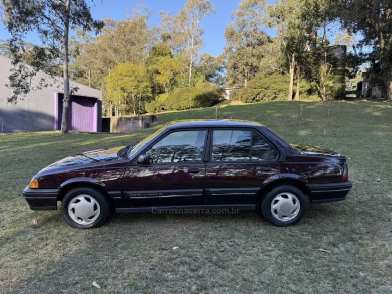 CHEVROLET - MONZA - 1992/1992 - Vermelha - R$ 28.000,00