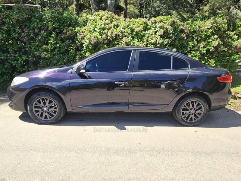 RENAULT - FLUENCE - 2017/2017 - Preta - R$ 56.000,00